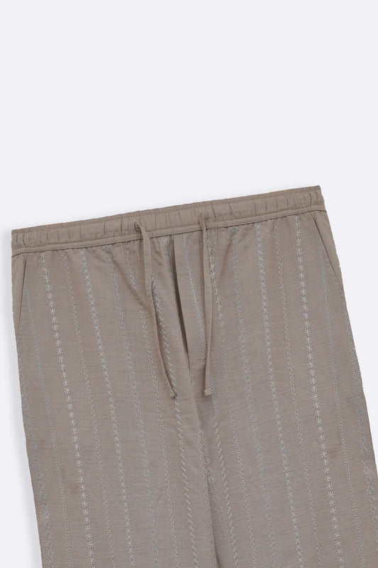 EMBROIDERED STRAIGHT PANTS