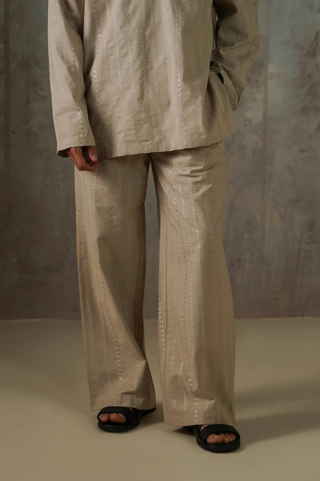EMBROIDERED SHIRT & STRAIGHT PANTS SET