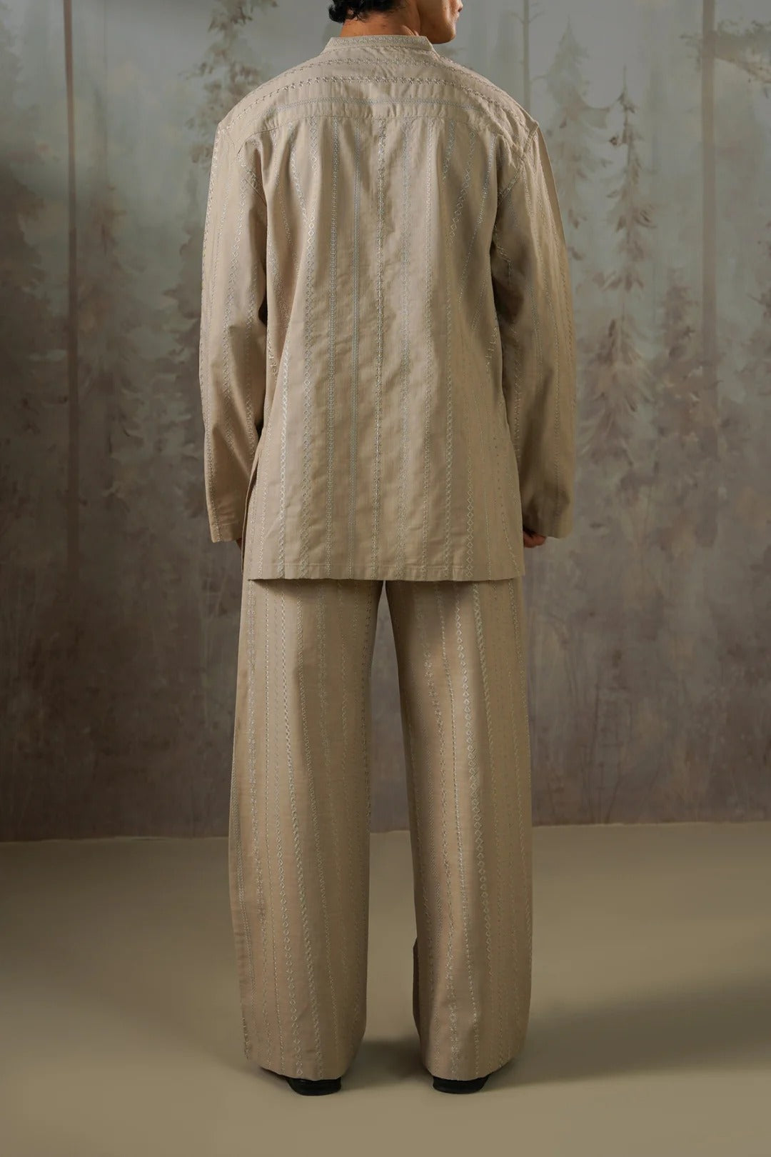 EMBROIDERED STRAIGHT PANTS