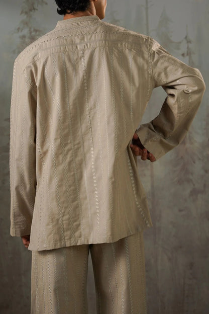 EMBROIDERED HALF PLACKET SHIRT